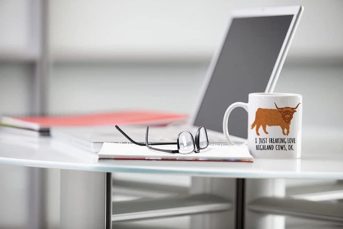 Highland Cow Coffee Mug, 11Oz Highland Cattle Ceramic Mug Tea Milk Cup, Funny Gag Gift Ideas White Elephant for Adults Men Women Friends Cow Lovers